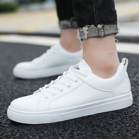 Men Sneakers Retro All Match Casual Shoes Small White Shoes Trendy Shoes Skate Shoe