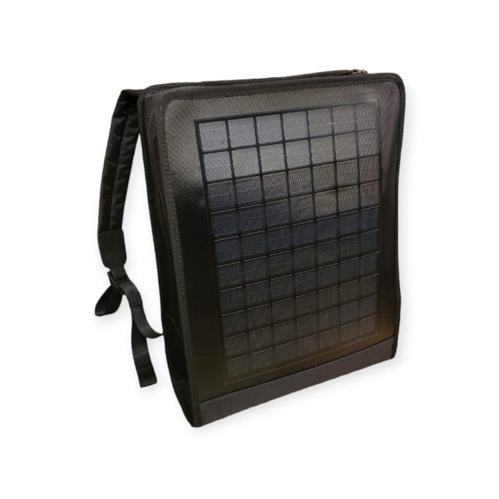 FA-TB001 Solar Powered Battery Back Pack With Built-In 3500Mah Battery